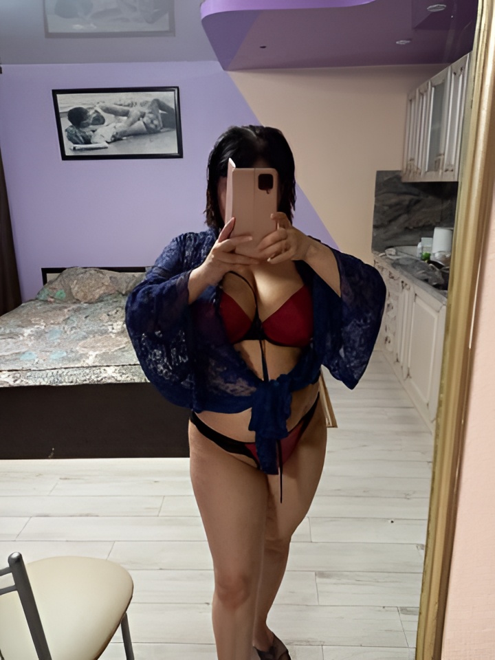 Индивидуалка Карина, доступна для личного знакомства от 10000 руб