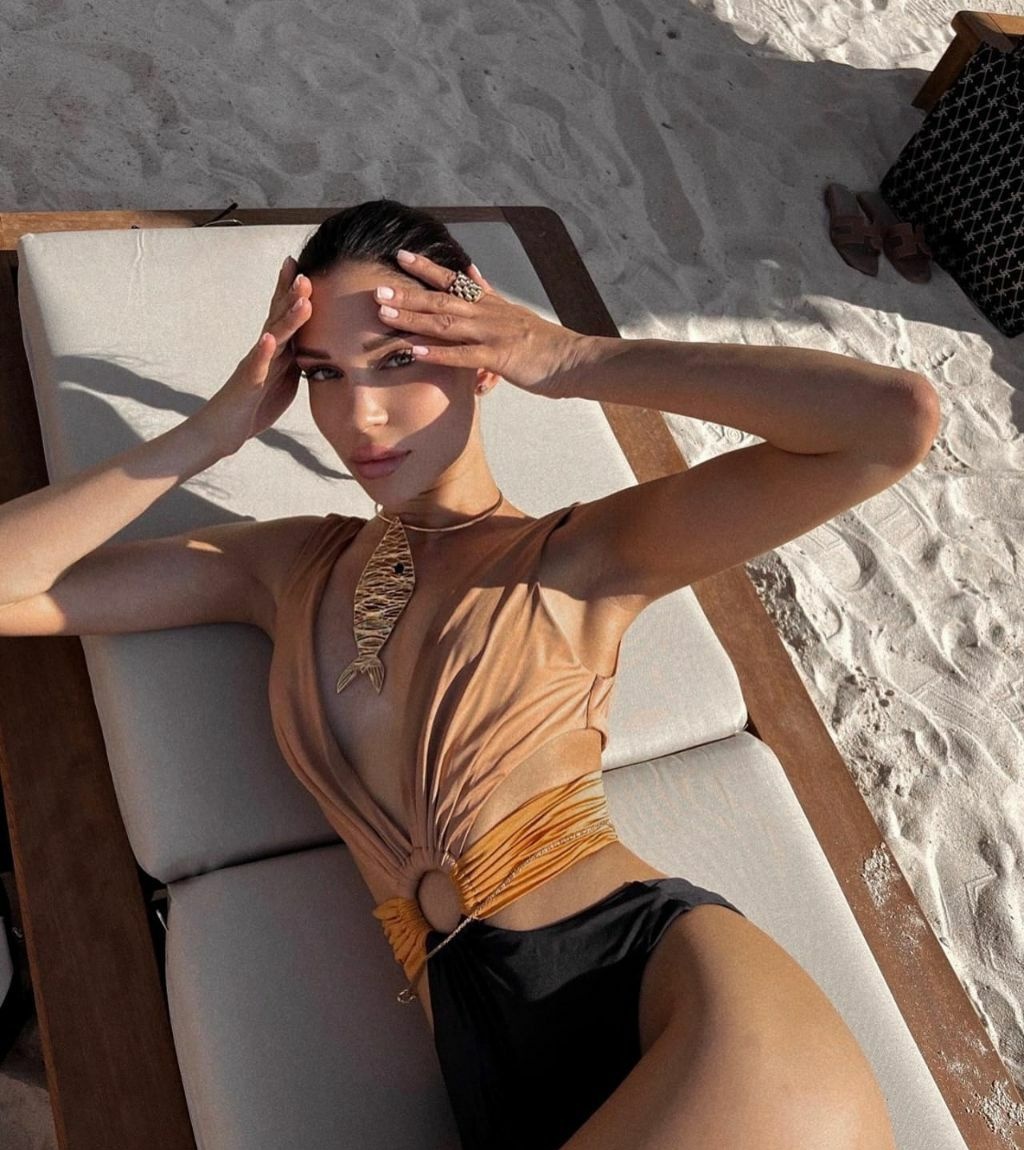 Влада привлекательная девушка из Новокузнецка цена от 3000 руб