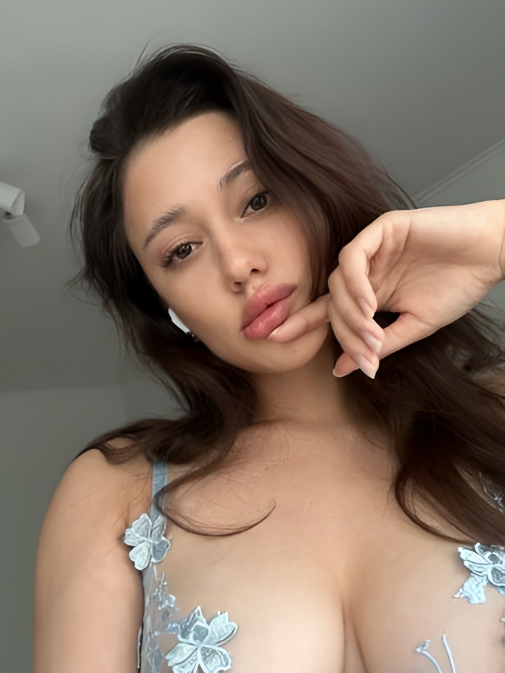 Индивидуалка Кира, доступна для личного знакомства от 1500 руб